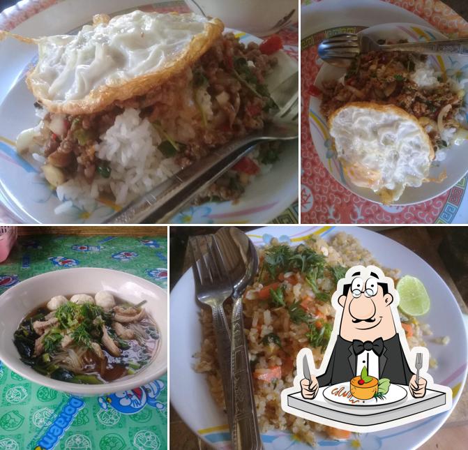 ร้านก๋วยเตี๋ยวสวนชา