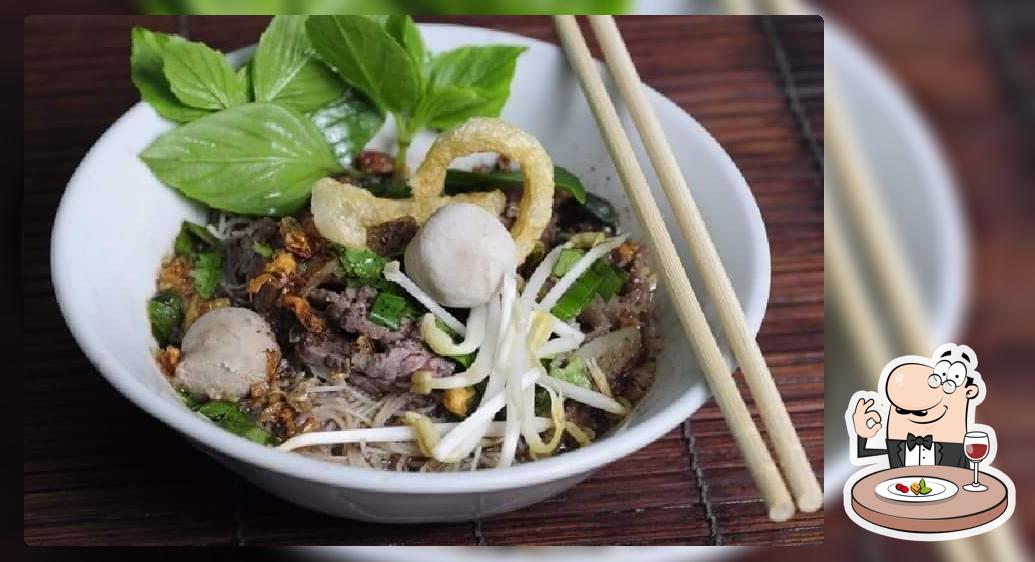 ร้านอาหาร ครัวป๋าแกละ จุดรวมของฝาก