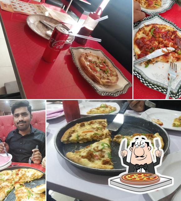 Italian pizza Shahbaz town