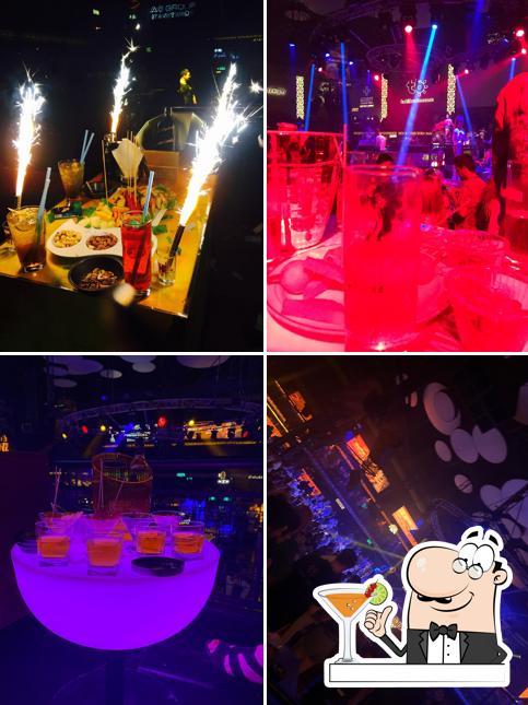 Club Aura