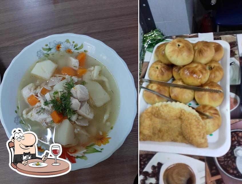 Кафе 《Кедр》
