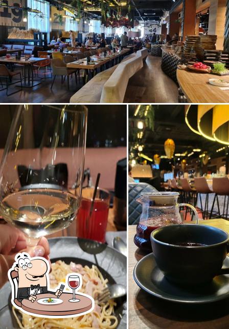 Еда в "ГОРЯЧЕМ ЦЕХЕ"