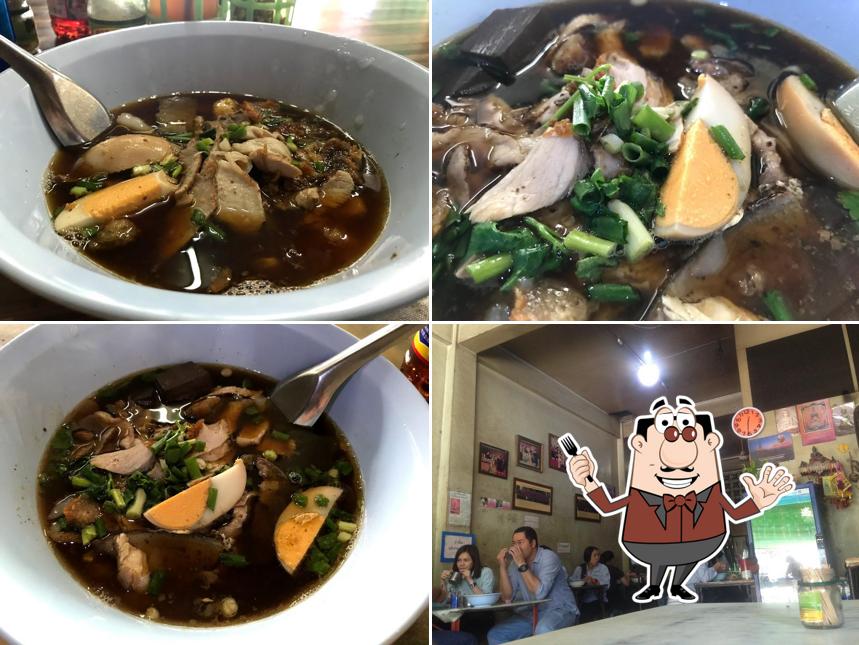 Pranee Guay Jap Noodles Thepchinda market