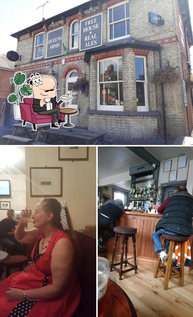 The Queens Arms