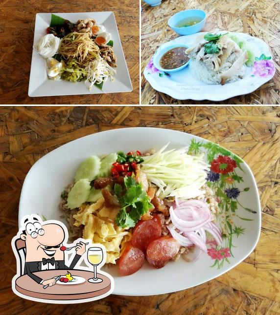ร้านอาหารน้องพลอย&หมูกะทะ