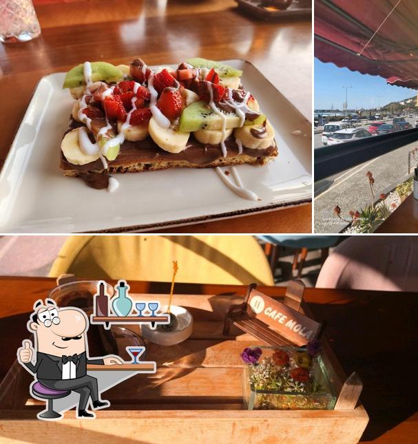 Mola cafe