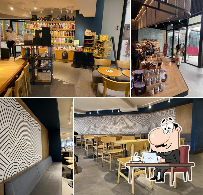 STARBUCKS Mega PXMART Yuanlin Shop
