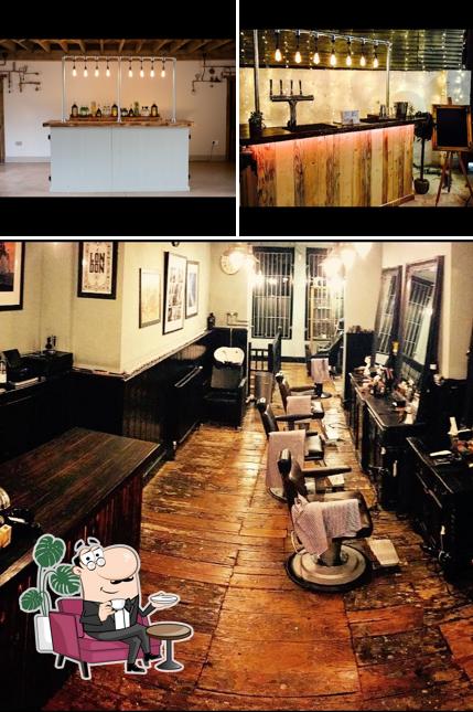 Custom Bar Co