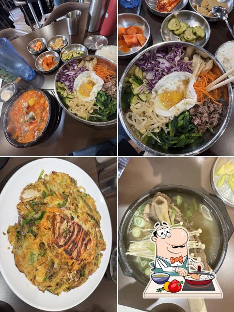 뚝배기 TtukBaeGi Korean Hot Pot