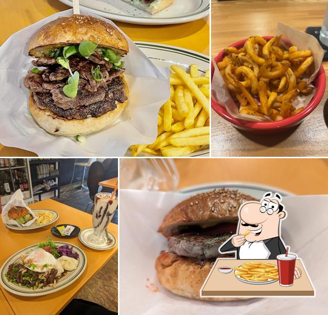 Burger Cafe ＆ Grill PICCOLO