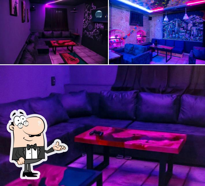Lounge room