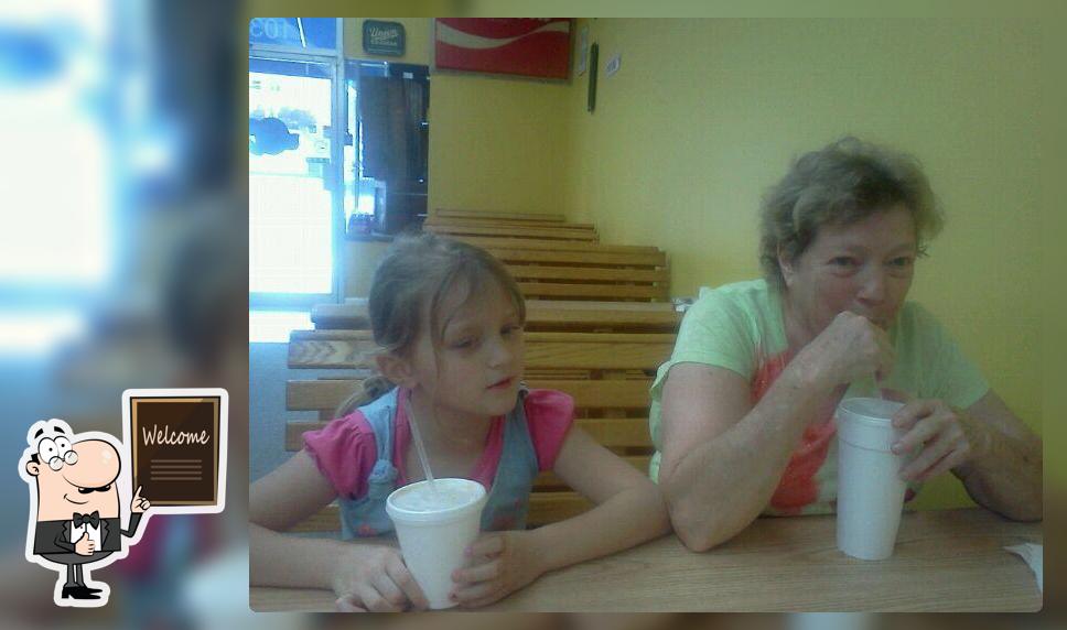 Calhoun Hotdog House