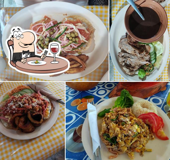 Molcajetes y cazuelas