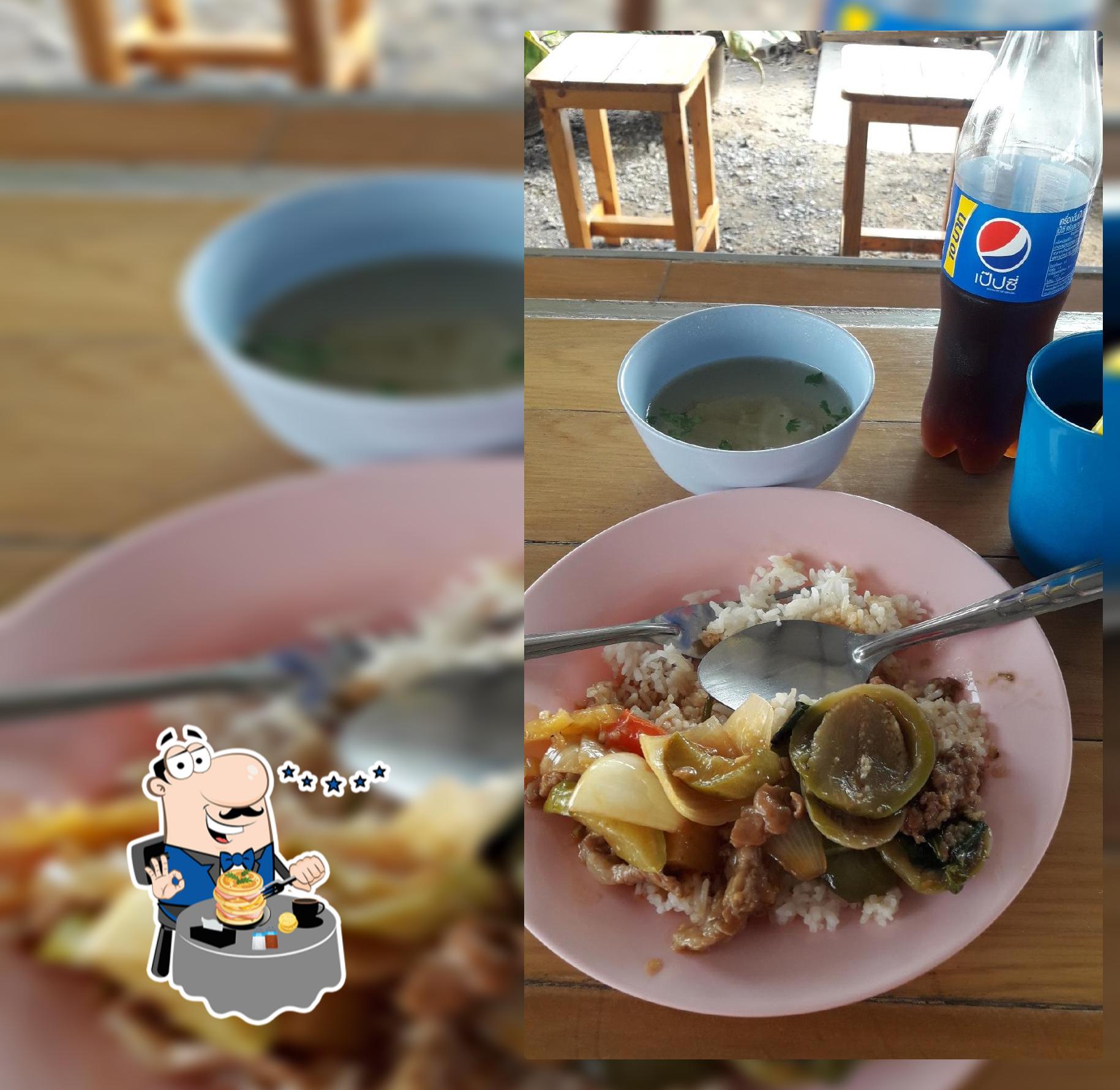 ร้านข้าวแกงริมทาง
