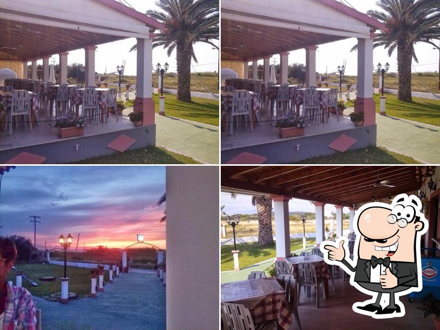 Liberty's Taverna