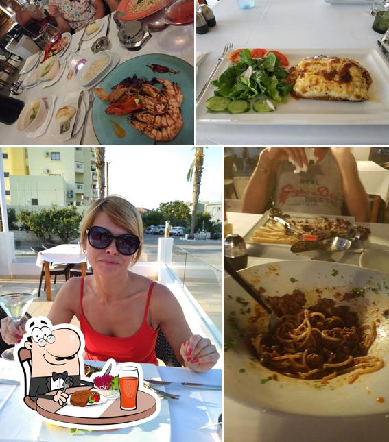 Novelo International Restaurant