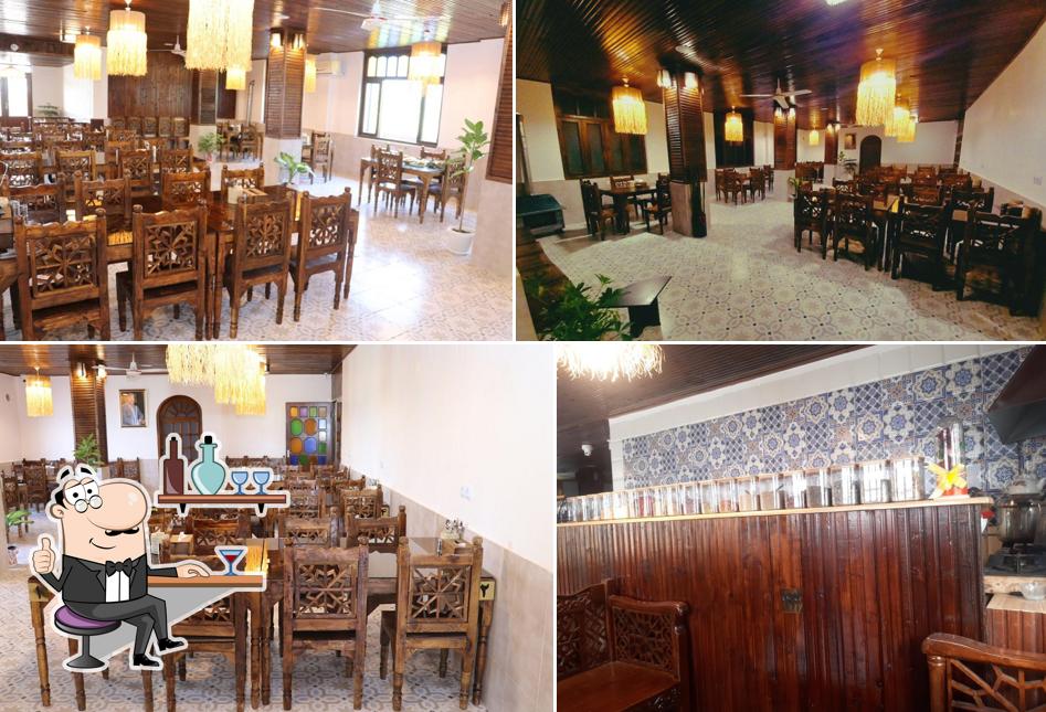Gill Ace Restaurant رستوران گیل آس