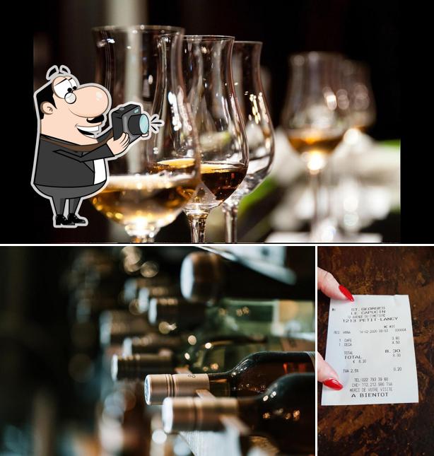 Restaurant St Georges Le Capucin : Espace de réception pour cérémonies funèbres