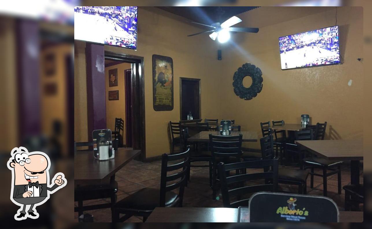 Alberto's Crystal Cafe Mexican
