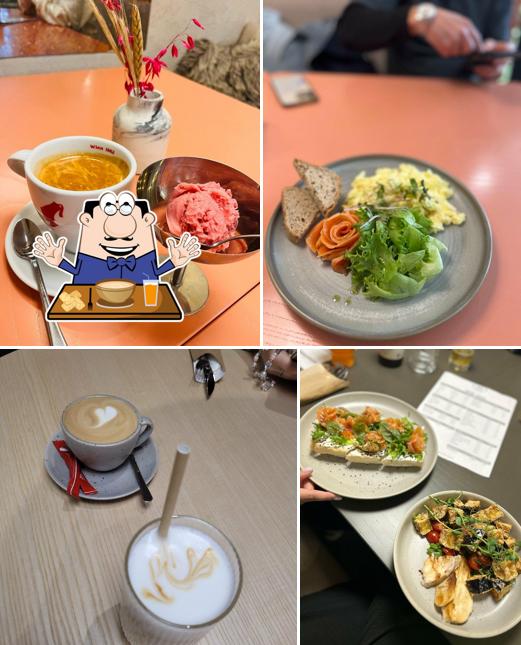 Взгляните на это фото, где видны еда и напитки в OlO