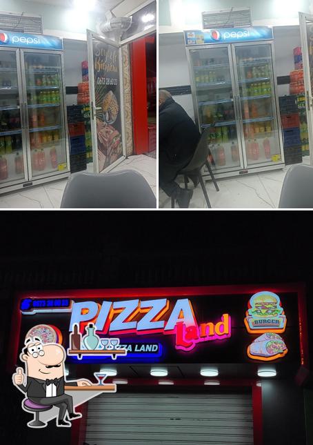 Pizza Land