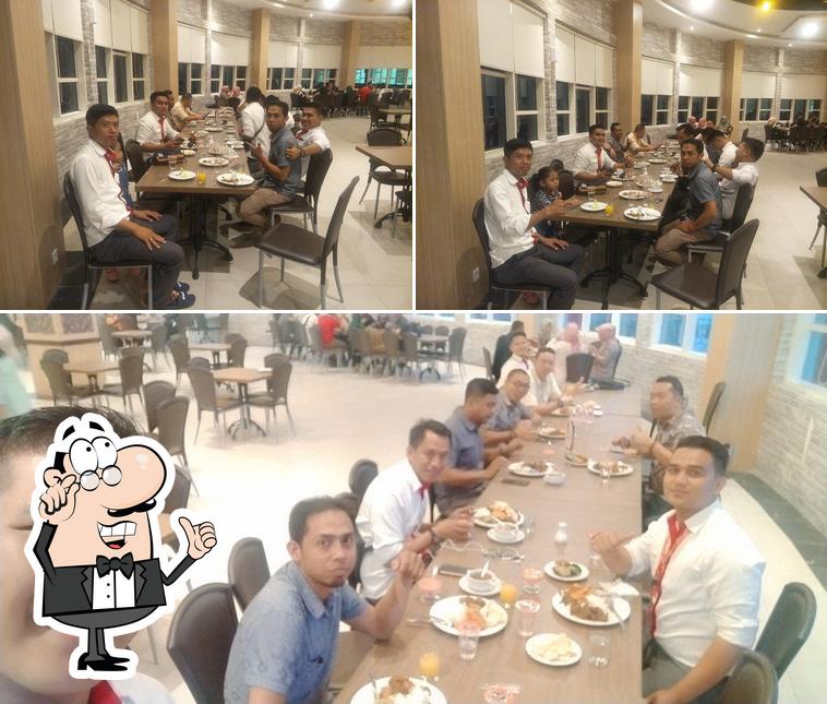 Mato's Resto-Bar