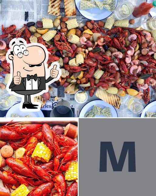 Minto's Low Country Boil