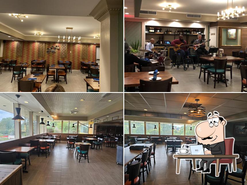 Station 202 Restaurant & Bar
