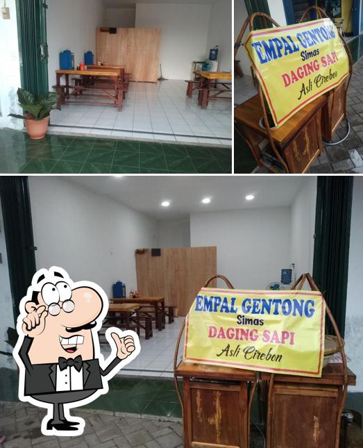 Empal Gentong Simas