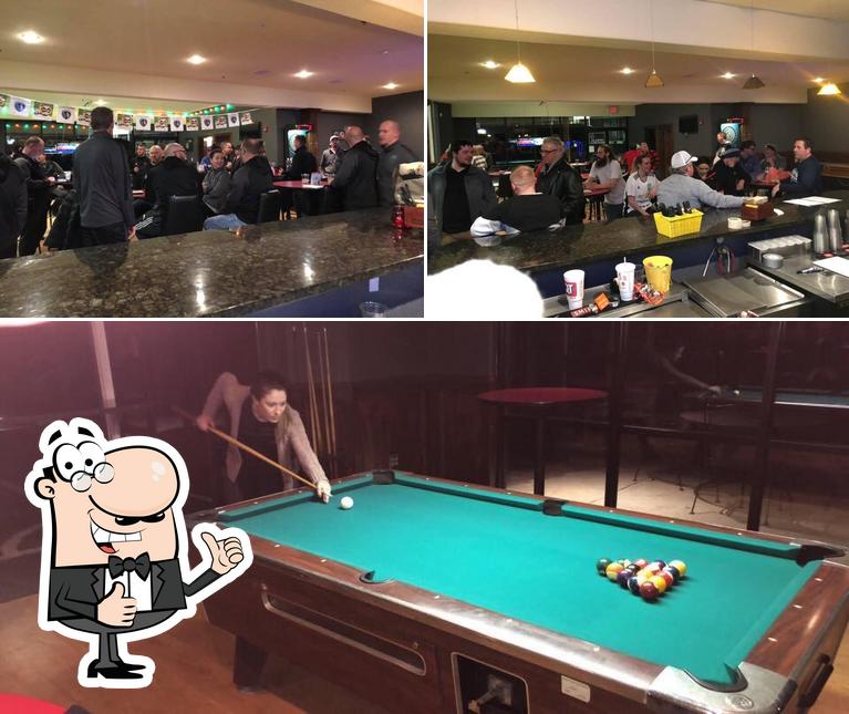 Upper 90 Bar & Grill
