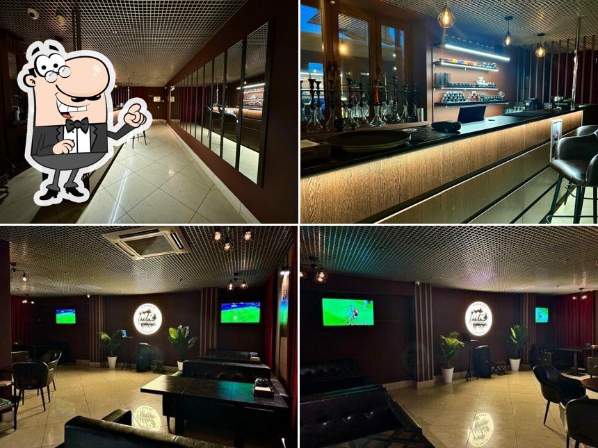 M. R Brothers lounge