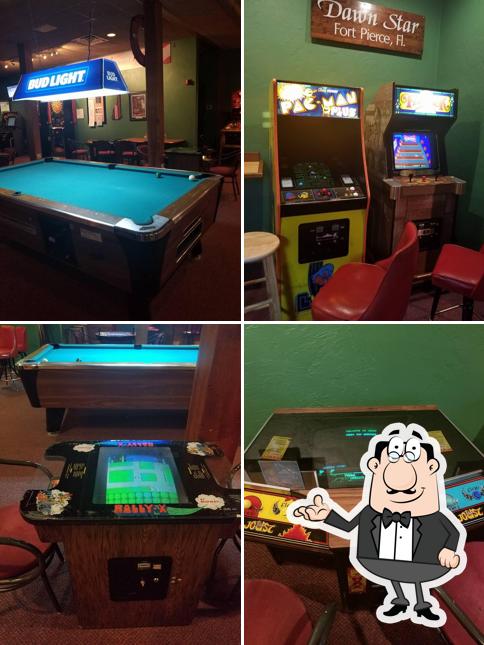 D.A. Long Tavern at Funspot