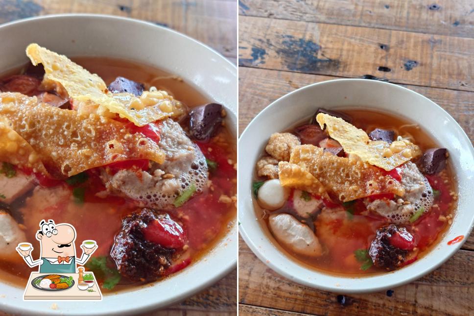 ก๋วยเตี๋ยวพี่ตา สอ.