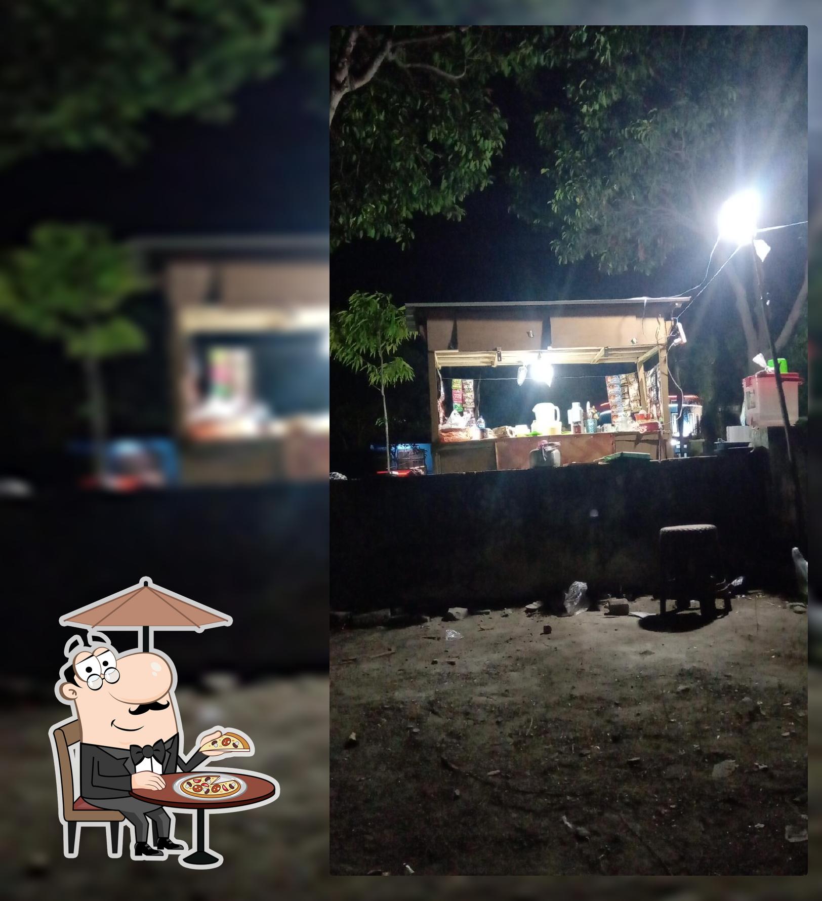 Angkringan SOLEHOT