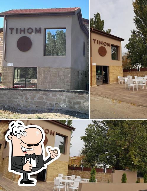 Bodegas TIHOM