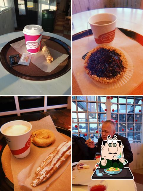 Еда в "Булочной Ф. Вольчека № 54"