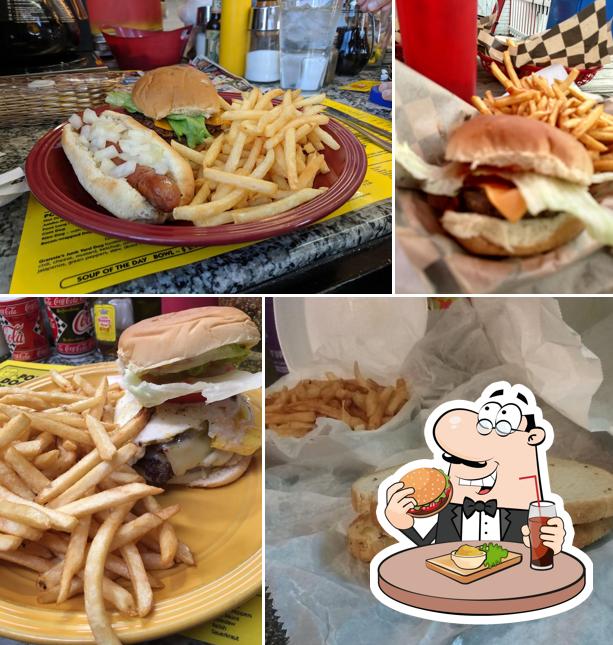 Pop's Dogs & Ma's Burgers
