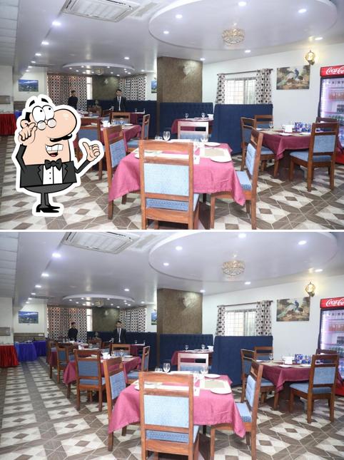 Amigo Restaurant & Bar