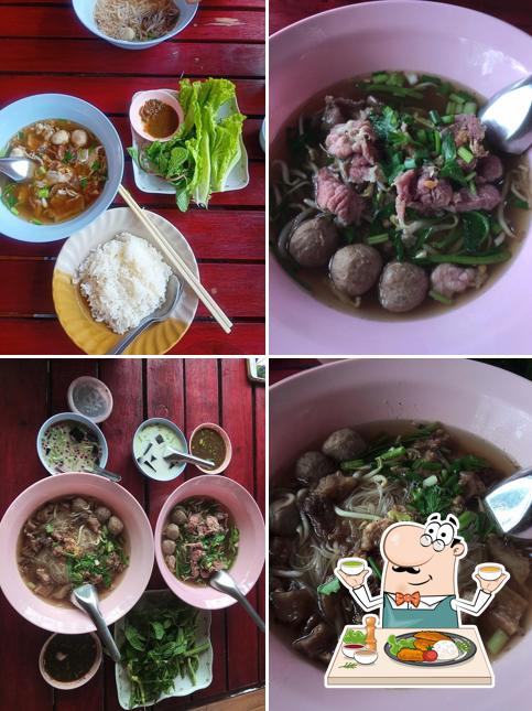 ก๋วยเตี๋ยวห้อยขา