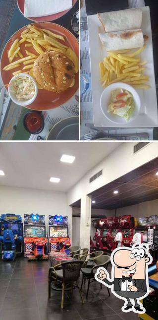 The Link Restaurant Dine & Bowl Antelias