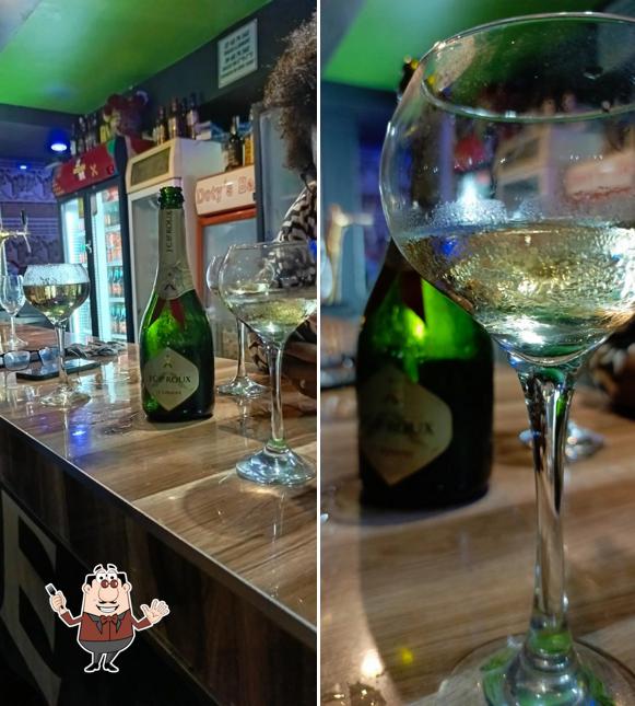 Doty's Bar
