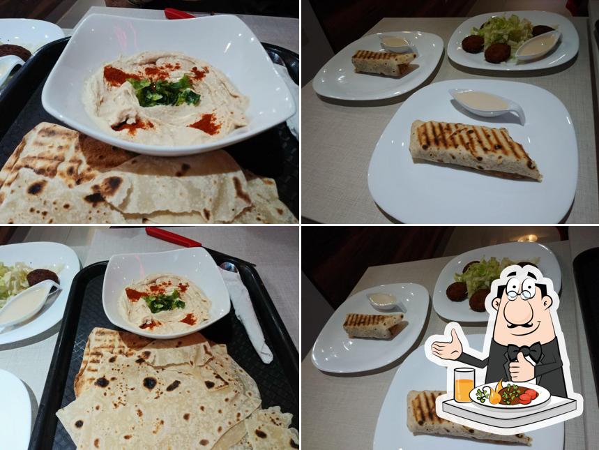 Falafel burrito