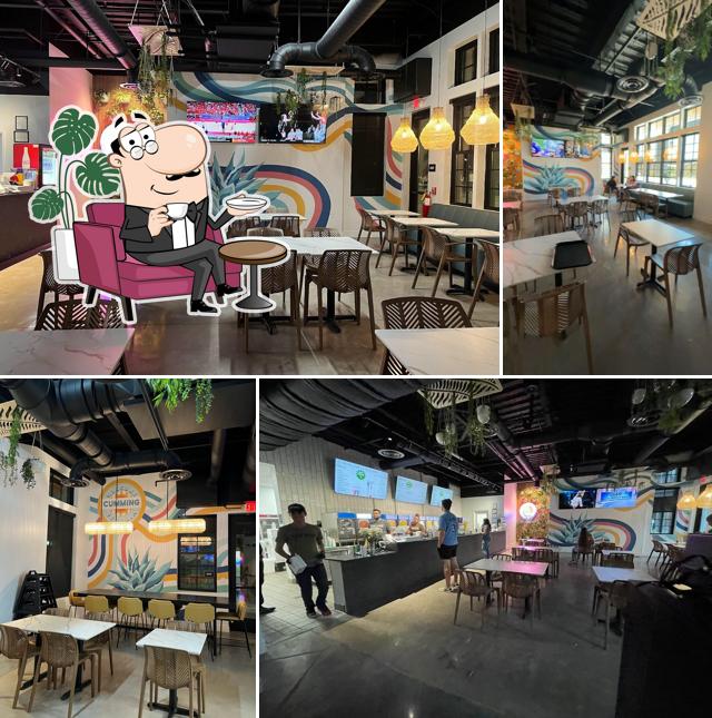 Los Rios Cantina