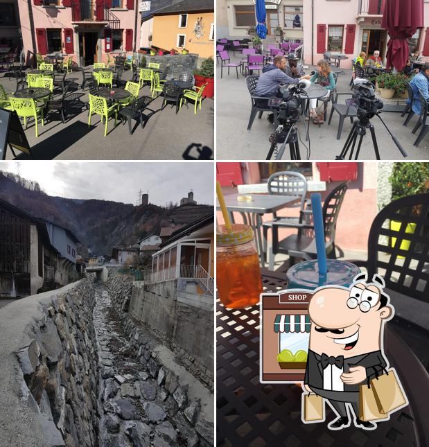Café de la Place