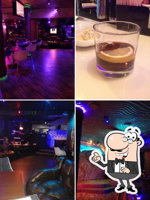 Karaoke Hall