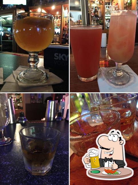 Footers Sports Pub