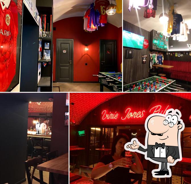 Vinie Jones Pub