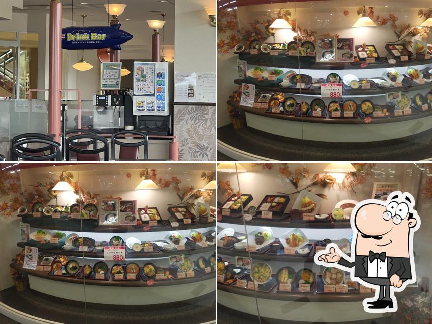 ハピーレストラン 鴨方店