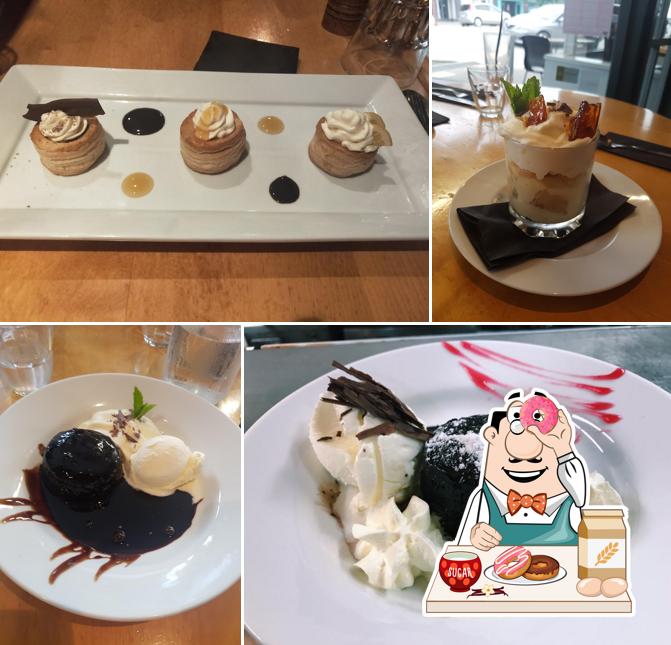 Austin 92 Restaurant