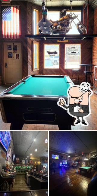 Ed's Bar